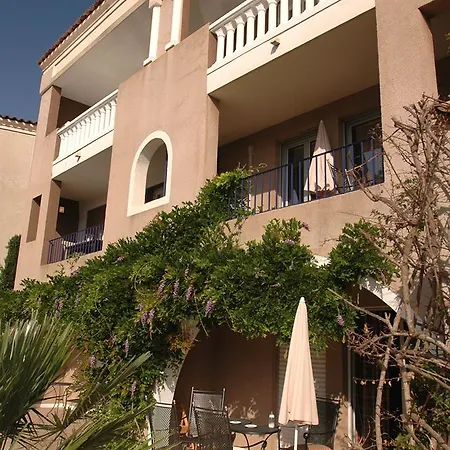 Odalys Caesar Domus Otel 2*